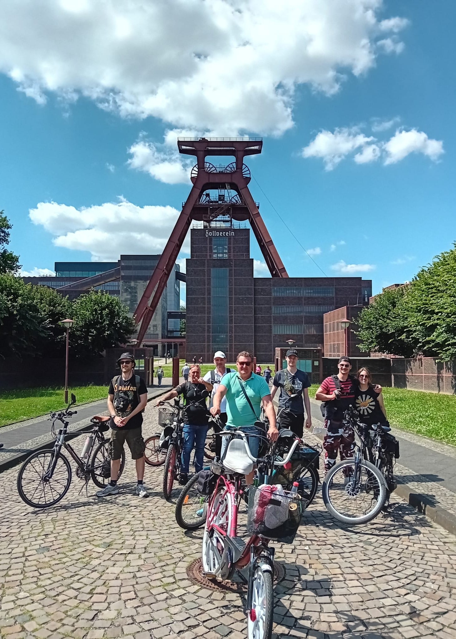 Gruppenbild der Ruhrpott Spartaner bei einer Ausfahrt